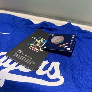LA Dodgers T-SHIRT  NWT- 4t